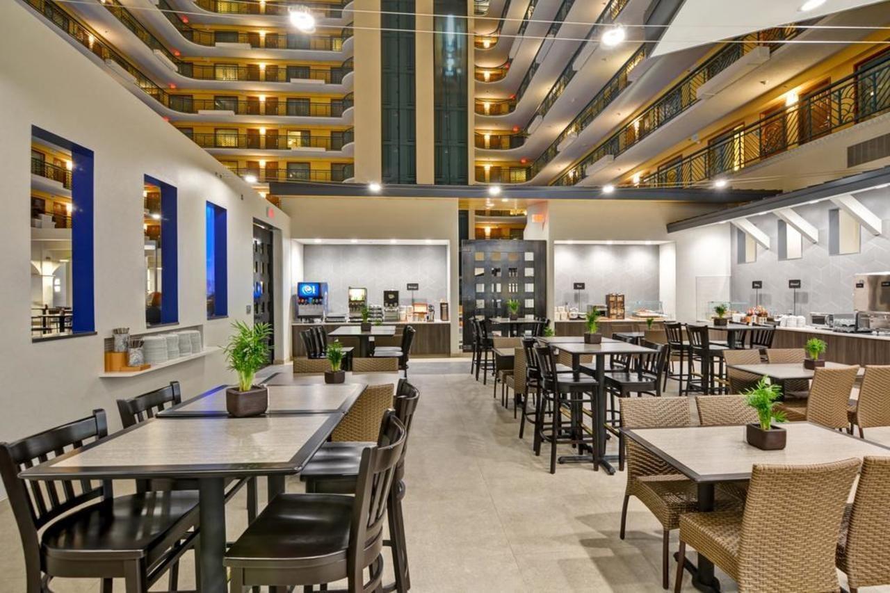 Embassy Suites San Antonio Airport Екстериор снимка