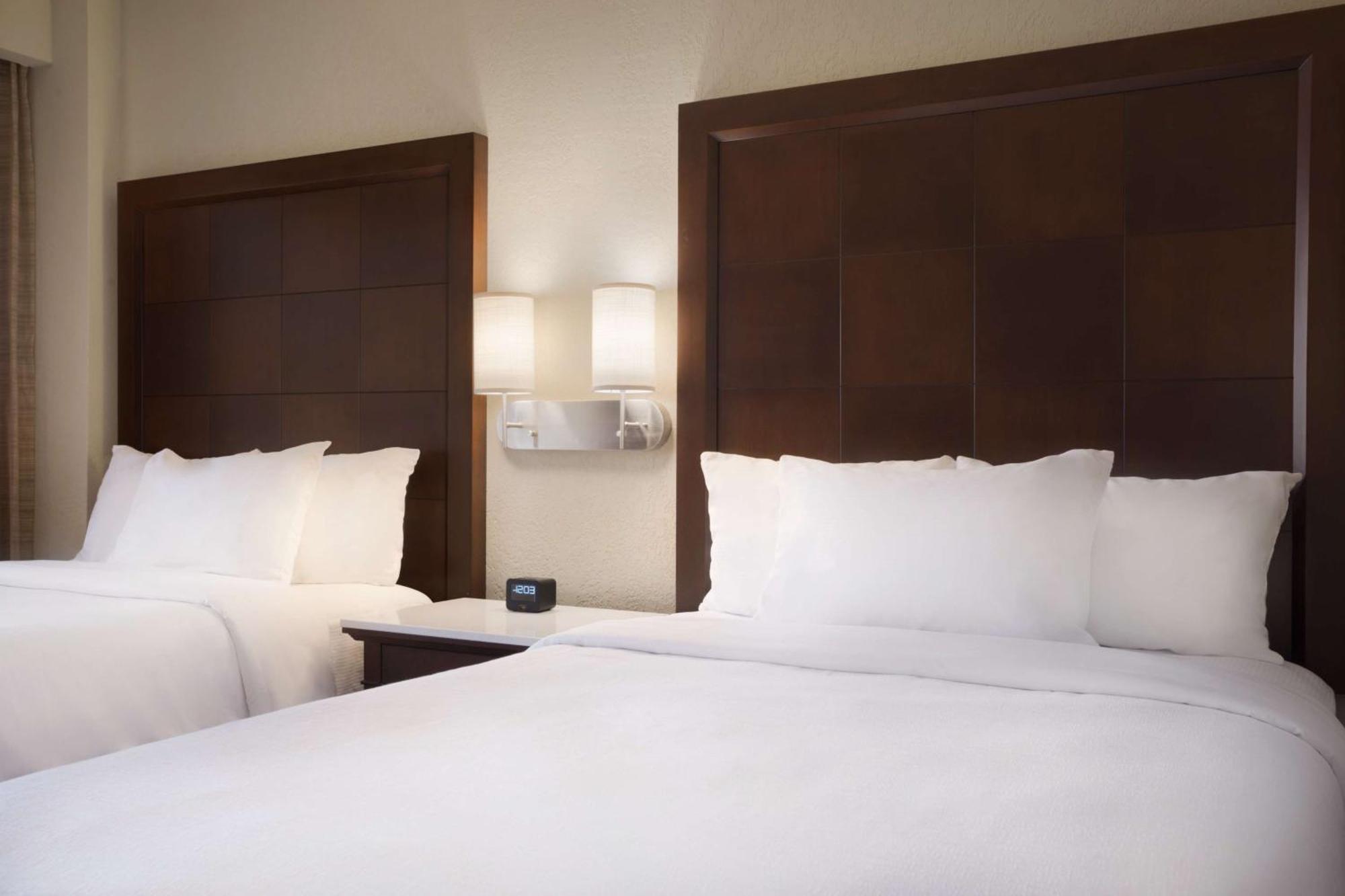 Embassy Suites San Antonio Airport Екстериор снимка