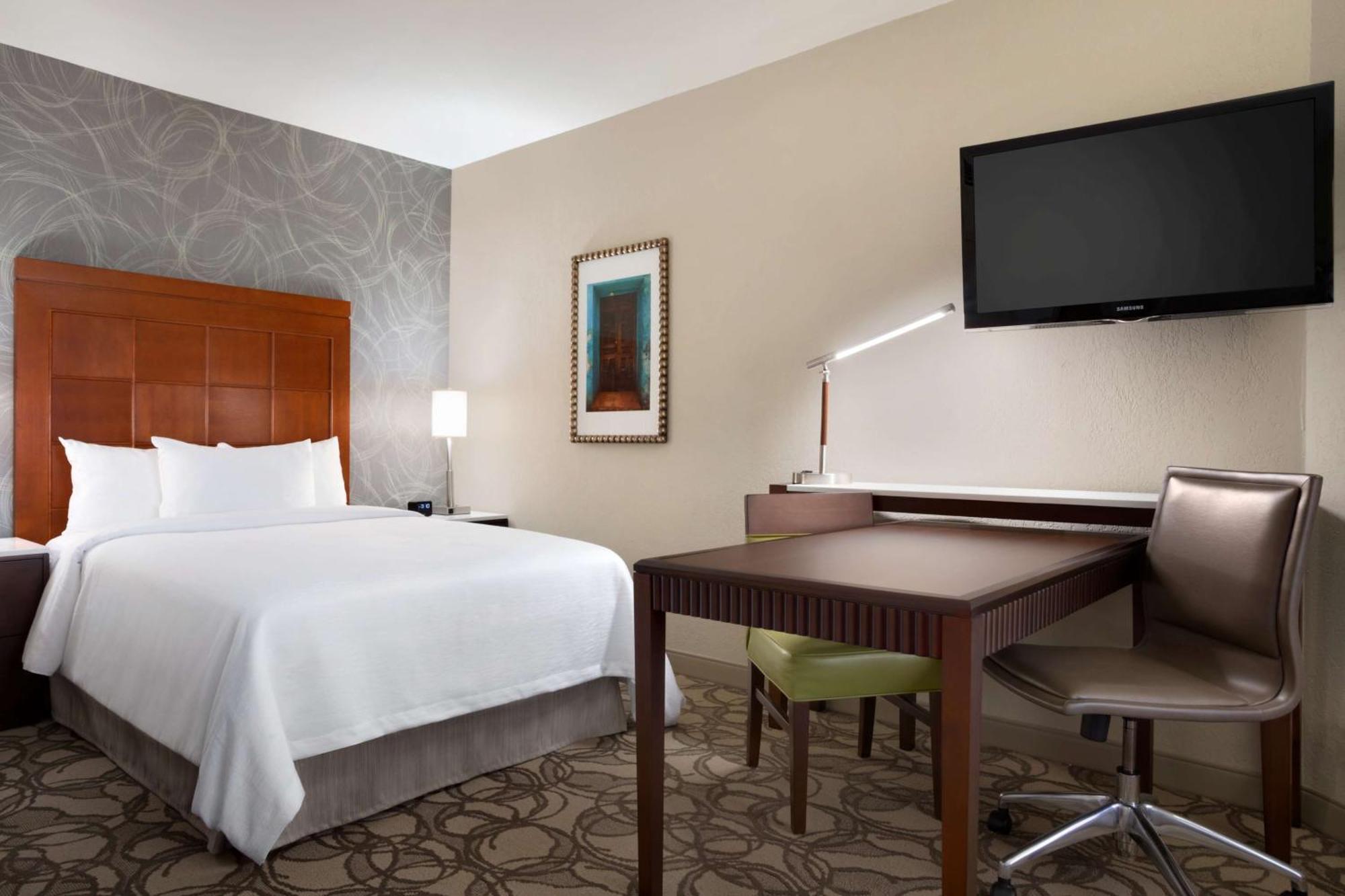 Embassy Suites San Antonio Airport Екстериор снимка